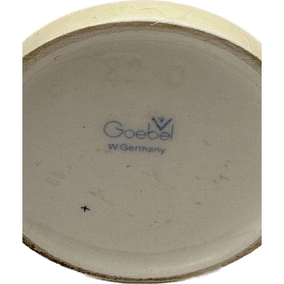 Goebel M.I. Hummel School Boy Figurine #822/0 1979 W. Germany Collectible TMK5 - Picture 8 of 9